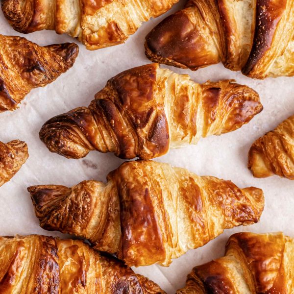 Čerstvý croissant